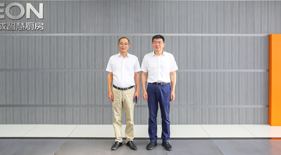 浙江省市場監(jiān)督管理局副局長章一文一行蒞臨科恩考察指導(dǎo)！